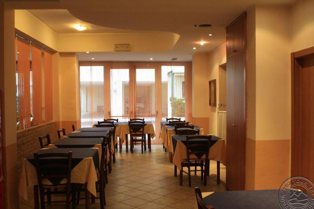Hotel Donau Rimini Dış mekan fotoğraf